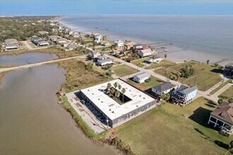 709 Gale St in Seabrook, TX - Building Photo - Building Photo
