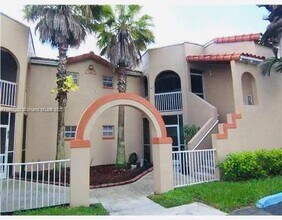 8713 SW 5th St in Pembroke Pines, FL - Building Photo - Building Photo