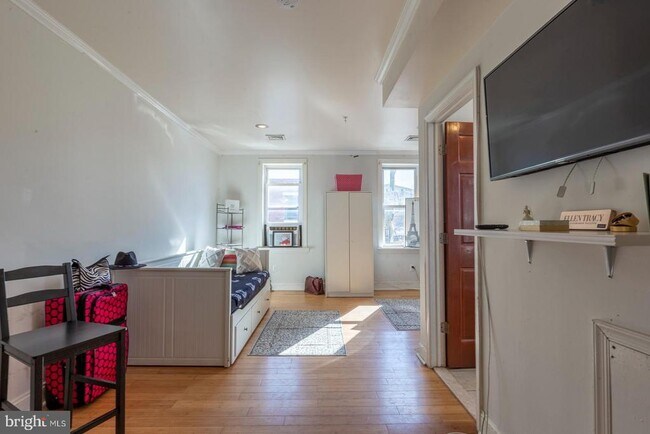 2026 Ridge Ave in Philadelphia, PA - Building Photo - Building Photo