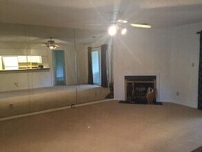 662 Seawatch Cove in Virginia Beach, VA - Building Photo - Building Photo
