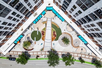 Radius Orlando Apartments in Orlando, FL - Building Photo - Building Photo