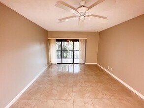 5939 Forest Hill Blvd in West Palm Beach, FL - Building Photo - Building Photo