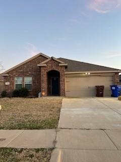 1903 Yale St in Farmersville, TX - Building Photo