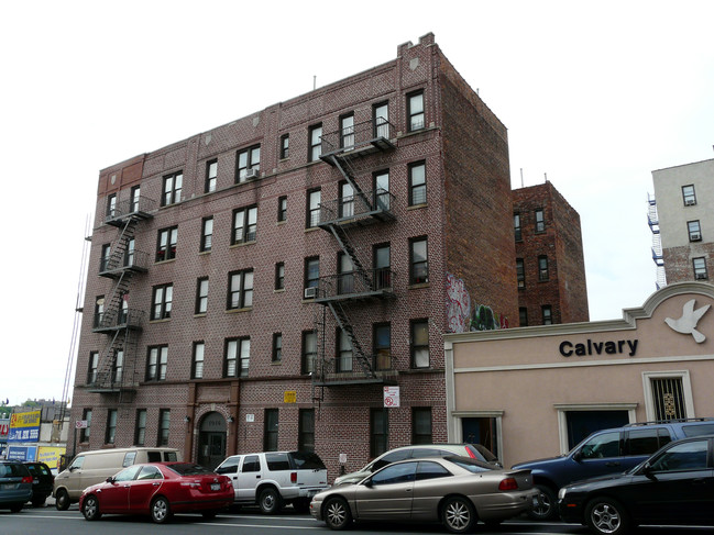 1016 E 174th St in Bronx, NY - Building Photo - Building Photo