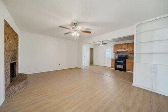 1411 Sycamore St in Big Spring, TX - Building Photo - Building Photo