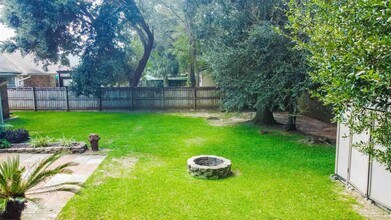 5534 Berrybrook Cir in Milton, FL - Building Photo - Building Photo