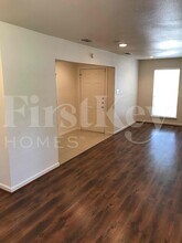 1217 Meadow Creek Dr in Lancaster, TX - Building Photo - Building Photo