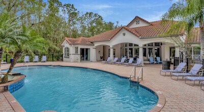 19138 Portofino Dr, Unit SI ID1511053P in Tampa, FL - Foto de edificio - Building Photo