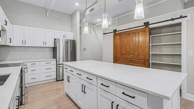 115 S Main St, Unit 119 AB in Chelsea, MI - Building Photo - Building Photo