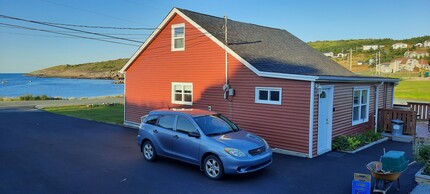 391 Windgap Rd in Flatrock, NL - Building Photo - Building Photo