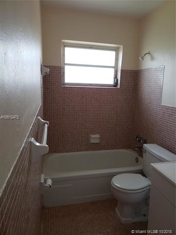 1610 Liberty St-Unit -12 in Hollywood, FL - Building Photo - Building Photo