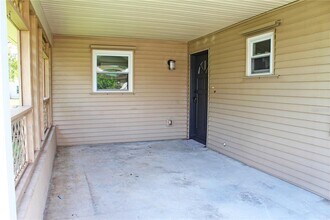 608 Lark Dr in Lakeland, FL - Building Photo - Building Photo