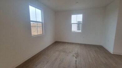 12570 Pensinger Rd in Bakersfield, CA - Building Photo - Building Photo