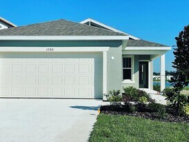 1260 Regal King Dr in Kissimmee, FL - Building Photo