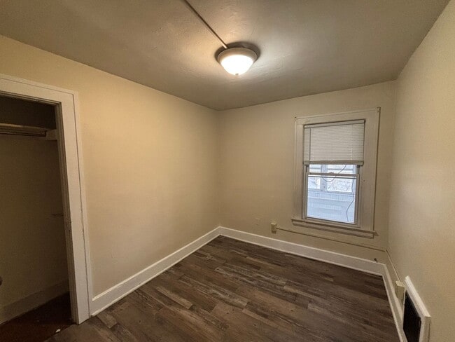 72 Virginia Ave in Johnson City, NY - Building Photo - Building Photo