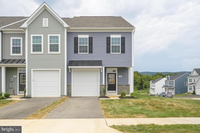 500 Tracy Wy in Martinsburg, WV - Building Photo - Building Photo