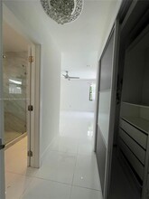 2115 Alamanda Dr in North Miami, FL - Building Photo - Building Photo