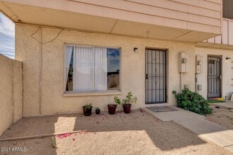 3605 W Bethany Home Rd in Phoenix, AZ - Building Photo - Building Photo