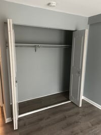 9001 Ridge Ave photo'