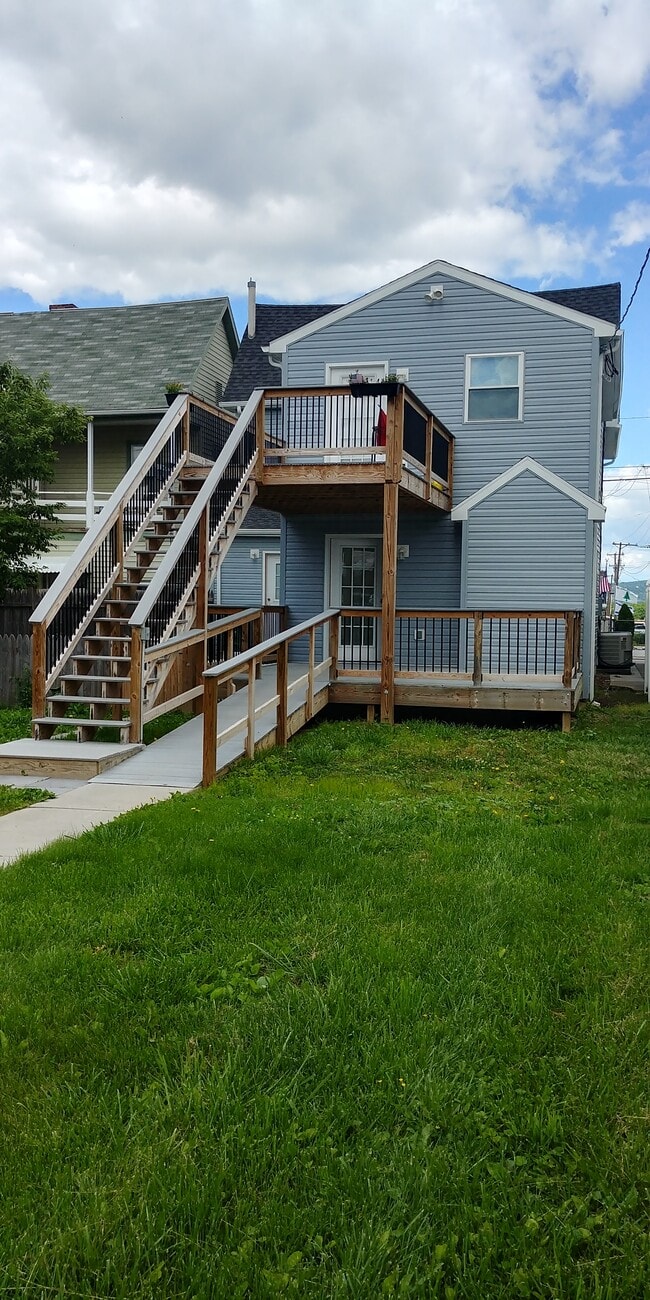 324 3rd St, Unit 324-1