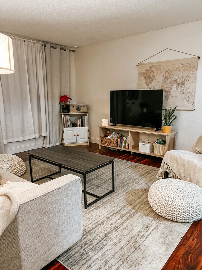 property at 805 Minnewawa Ave