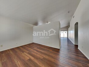 8208 W Apache St in Phoenix, AZ - Building Photo - Building Photo