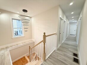 10 Cawfield St, Unit #1, in Boston, MA - Building Photo - Building Photo