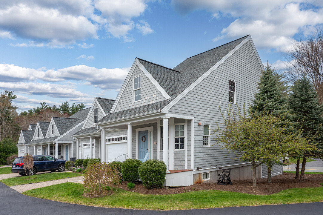 Merry Village Condos in Duxbury, MA - Building Photo