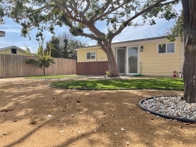 5013 W 142nd St in Hawthorne, CA - Building Photo - Building Photo