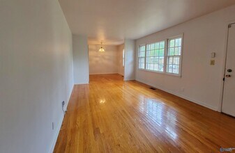 3315 Charleston Ave NW in Huntsville, AL - Building Photo - Building Photo