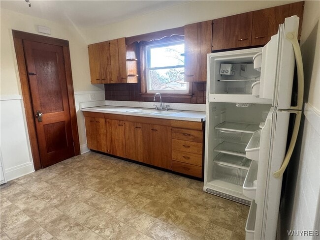 5 Liberty St in Depew, NY - Building Photo - Building Photo