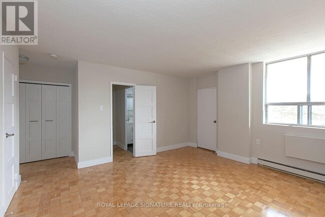 property at 525 Eglinton Ave E