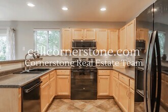 5251 Lone Star Pl in Colorado Springs, CO - Building Photo - Building Photo