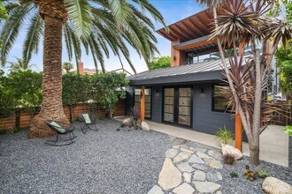 4027 Moore St in Los Angeles, CA - Building Photo - Building Photo