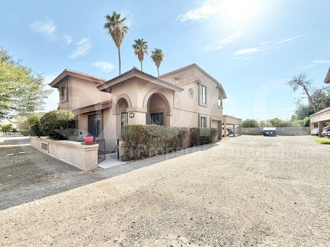 property at 912 N Revere