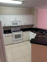 3561 Conroy Rd, Unit 226 in Orlando, FL - Building Photo - Building Photo