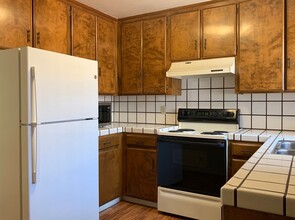 1640 Clearview Dr in Hollister, CA - Building Photo - Building Photo