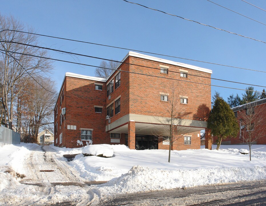 44 Grafton St in Hartford, CT - Building Photo