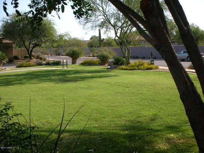 8217 E Mohawk Ln in Scottsdale, AZ - Building Photo - Building Photo
