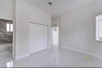 1940 SE 21st Ct in Homestead, FL - Building Photo - Building Photo