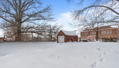 5303 Hodiamont Ave in Jennings, MO - Building Photo - Building Photo