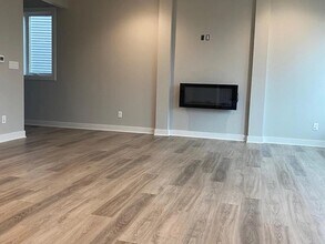 5440 154th Ct in Urbandale, IA - Foto de edificio - Building Photo