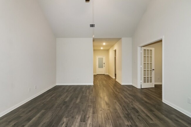 property at 412 Polly Grv Dr