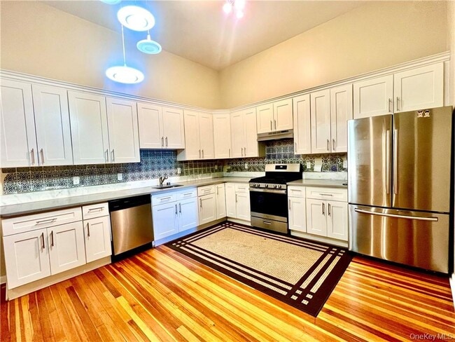 4 E Main St in Middletown, NY - Building Photo - Building Photo