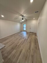 1315 N Chicago Ave in Lubbock, TX - Building Photo - Building Photo