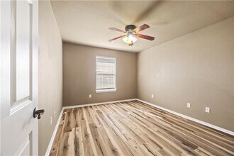 2305 SW 15th St in Bentonville, AR - Building Photo - Building Photo