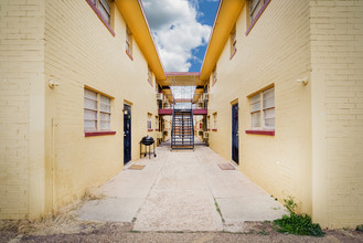 Cora Apartments in Lubbock, TX - Building Photo - Other