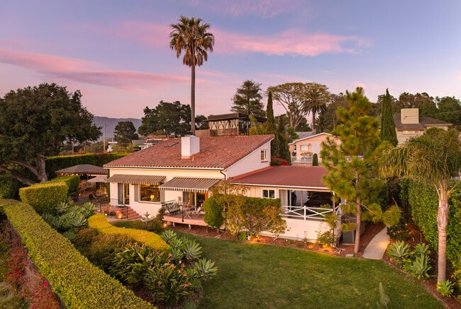 122 Skyline Cir in Santa Barbara, CA - Building Photo - Building Photo