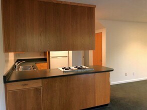 2436 Ellsworth St in Berkeley, CA - Building Photo - Building Photo