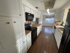 9015 Eldora Dr in Houston, TX - Building Photo - Building Photo